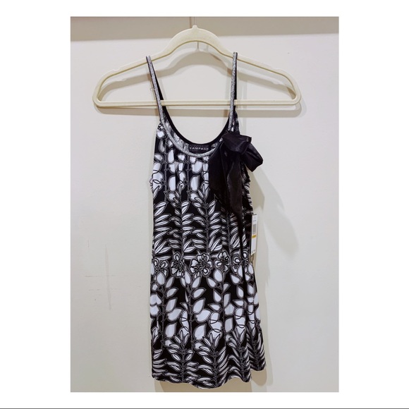 New black & white floral spaghetti strap top. - Picture 1 of 2